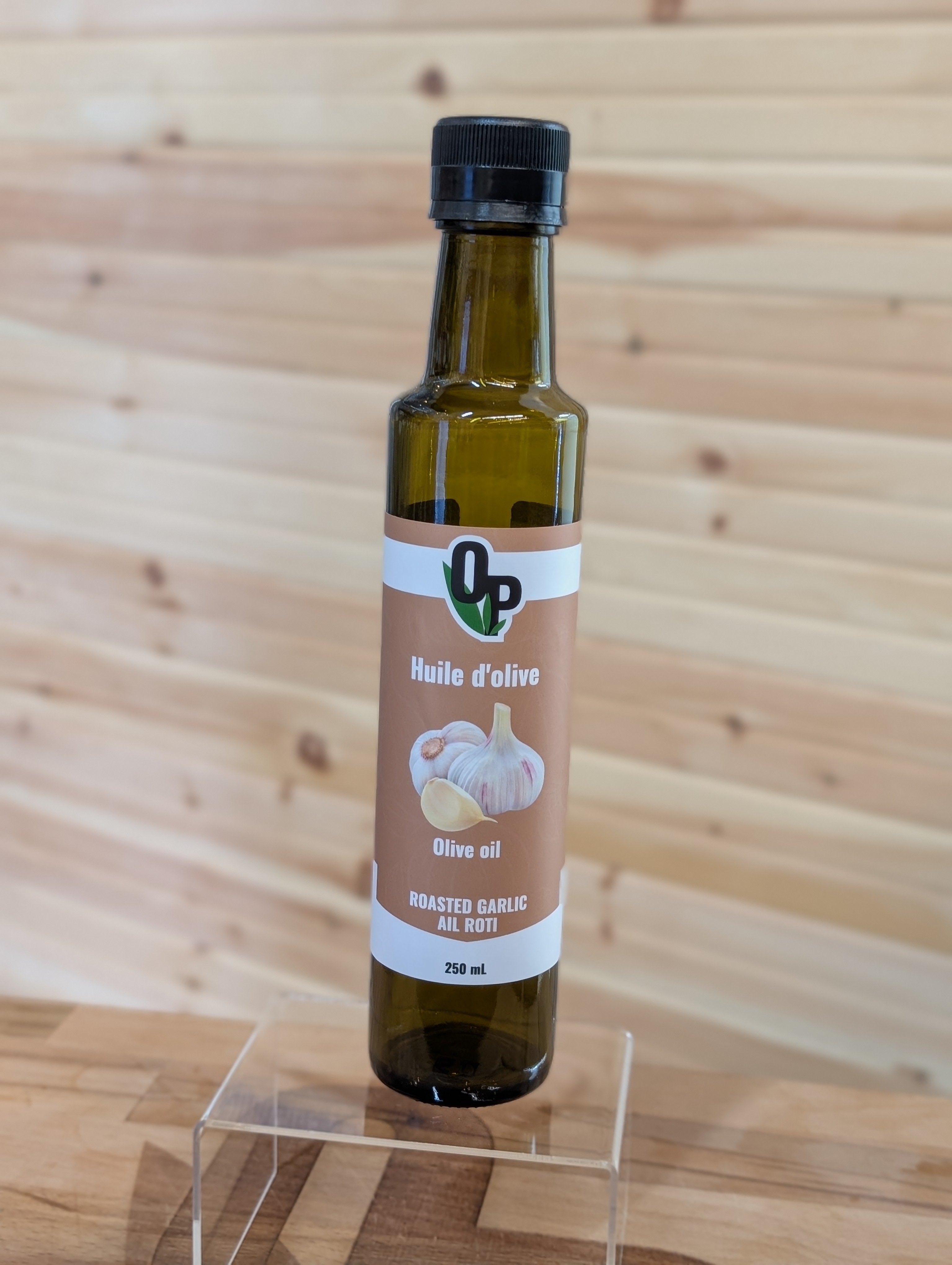 Roasted garlic infused extra virgin olive oil 